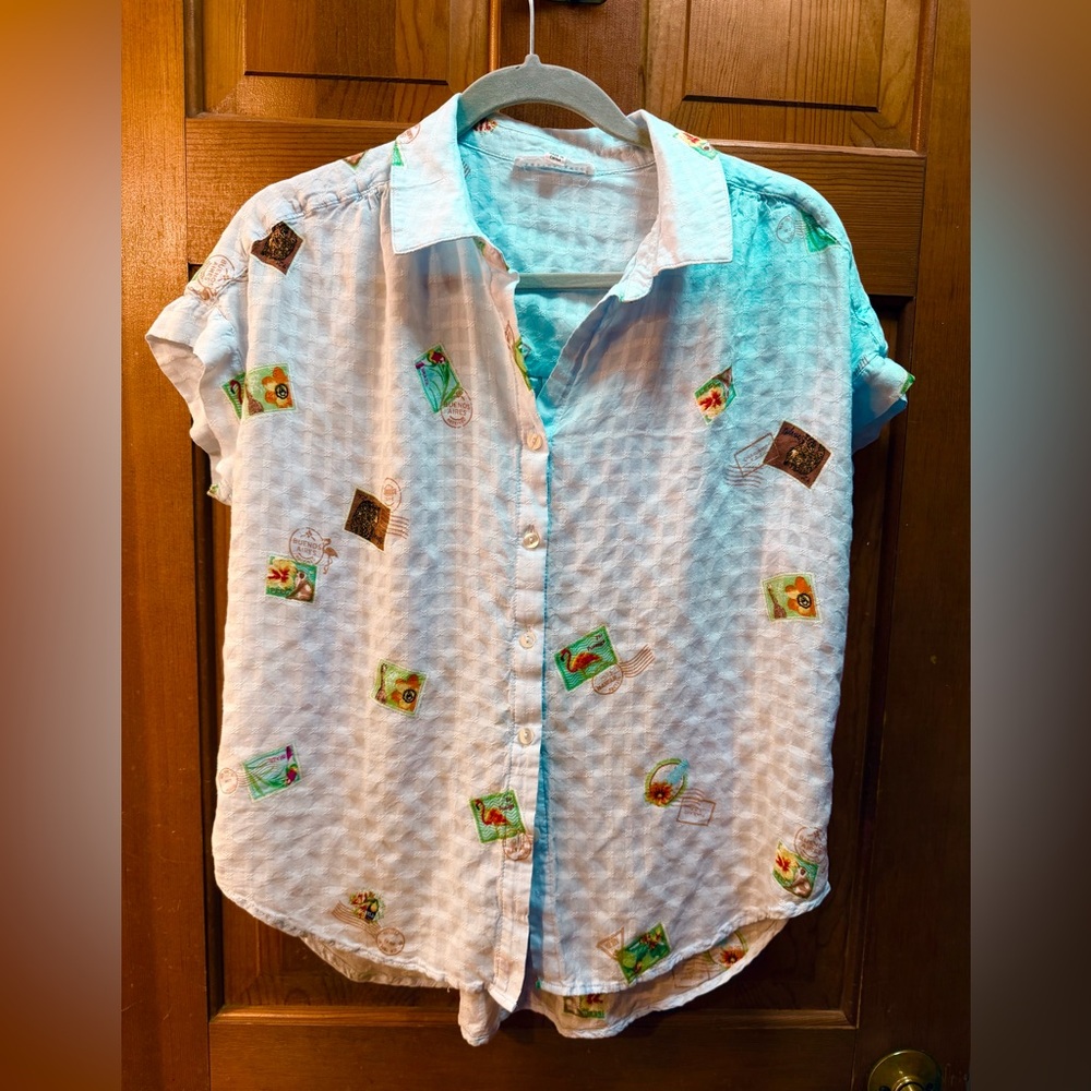 Pale Blue Short-Sleeve Button-Up Shirt with Tropical Postcard Print
